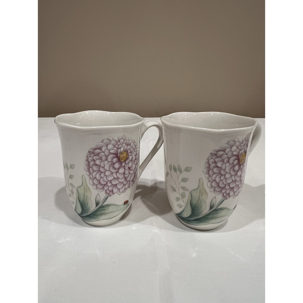 LENOX Butterfly Meadow Scalloped Rim Monarch Butterfly Mugs Set Of 2